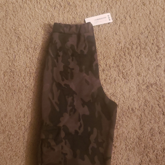 Boohoo joggers! NWT - Picture 5 of 6